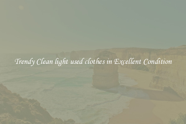 Trendy Clean light used clothes in Excellent Condition